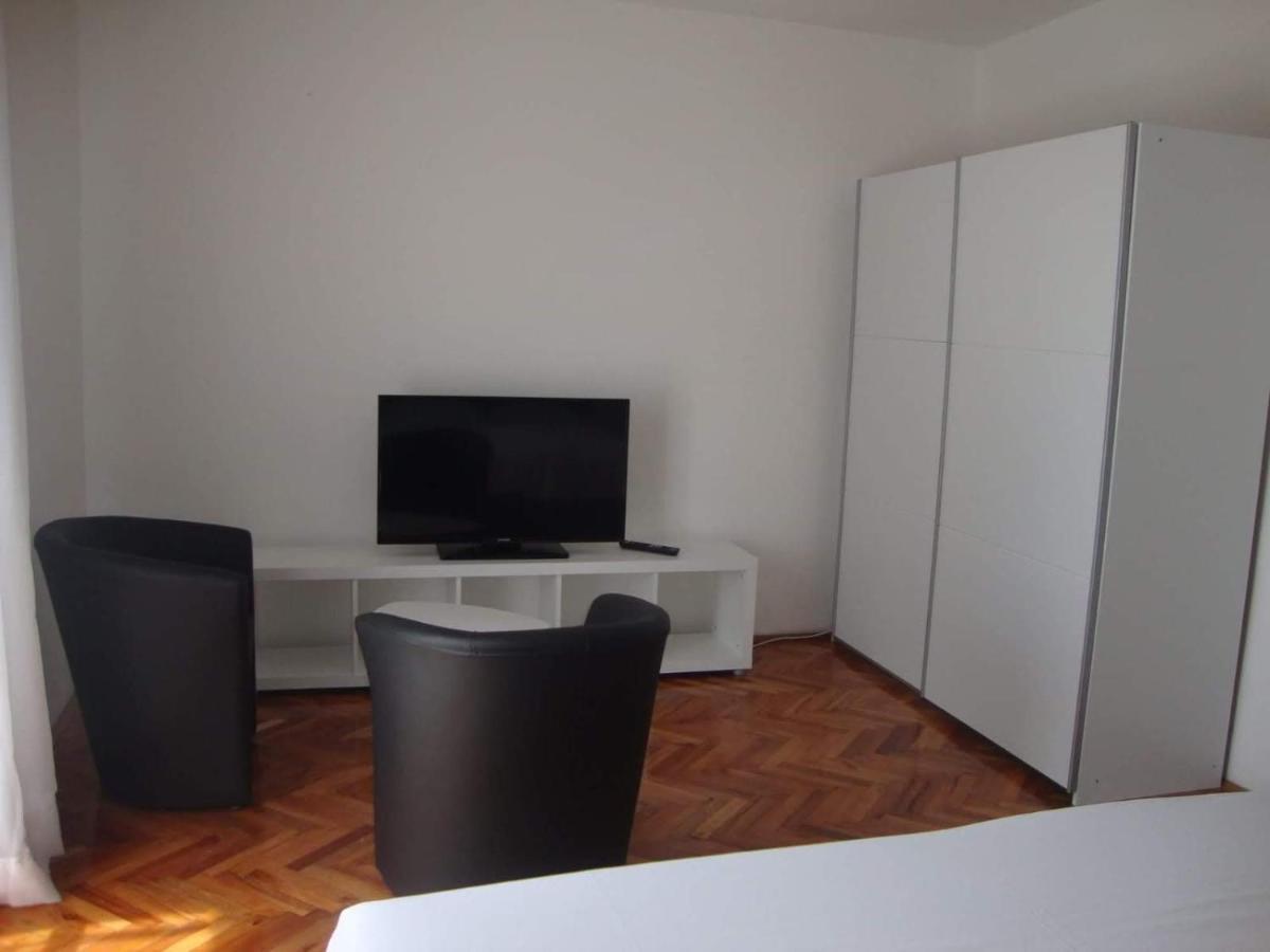 Apartments Ljiljana 奥瑞比克 外观 照片