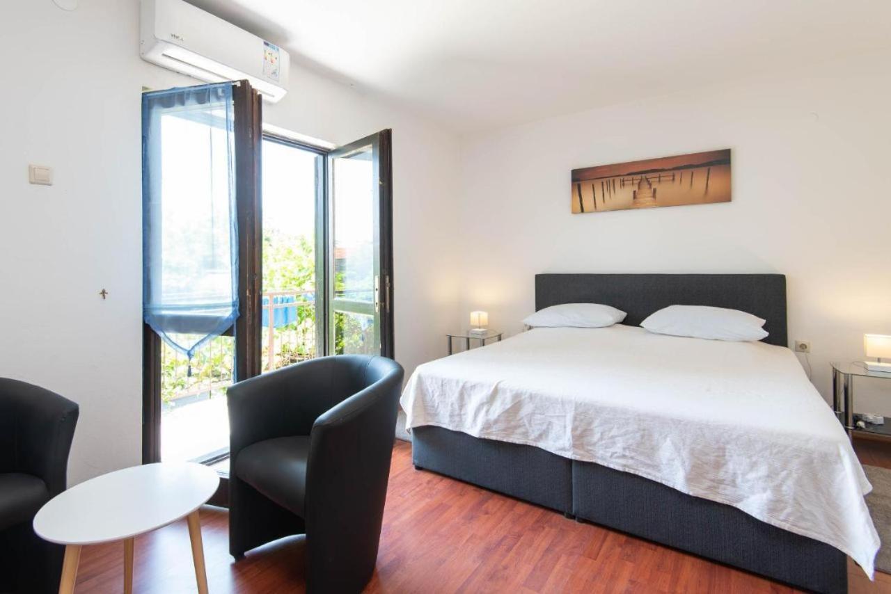Apartments Ljiljana 奥瑞比克 外观 照片