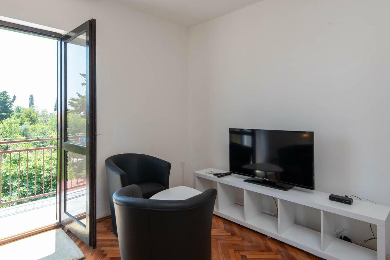 Apartments Ljiljana 奥瑞比克 外观 照片